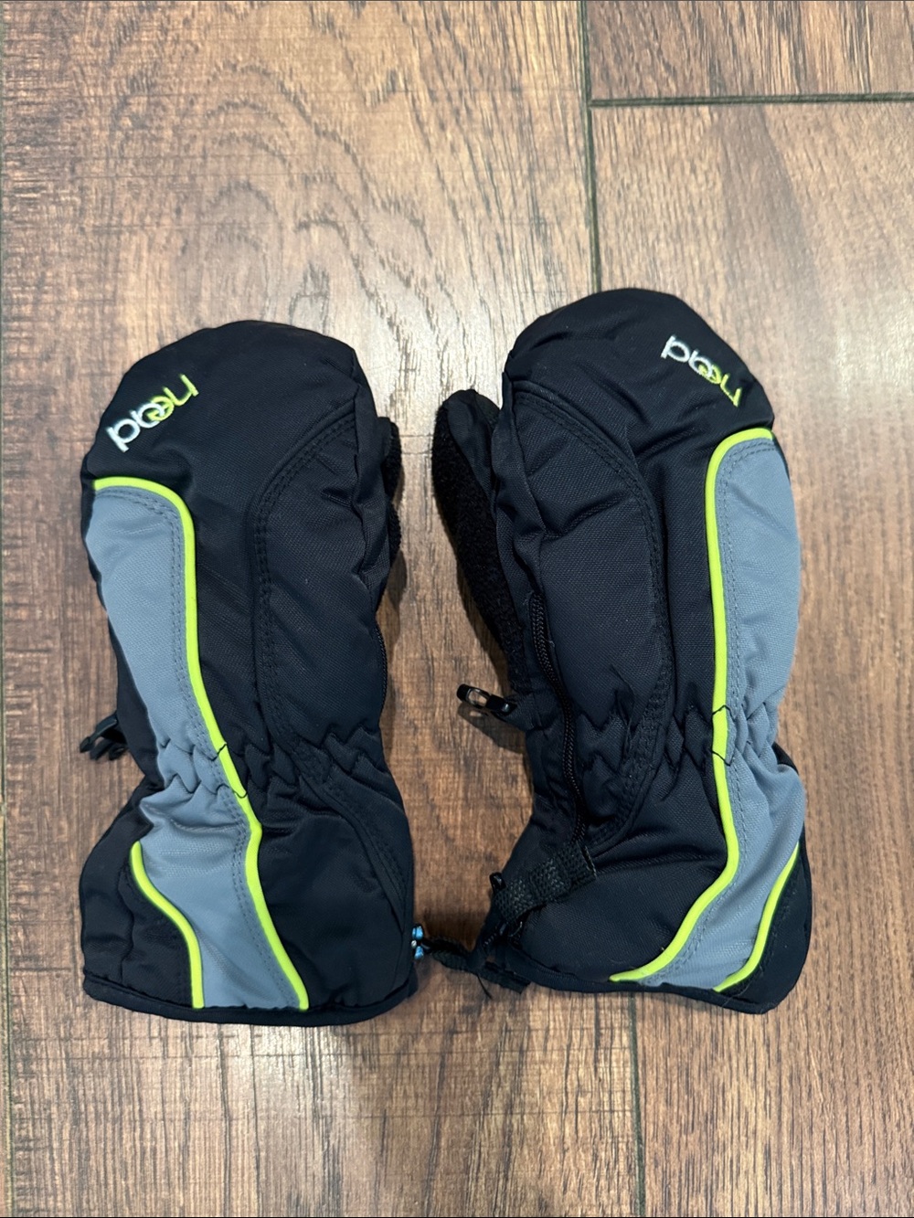Head Black & Gray Kids Ski Mittens with Lime Accent